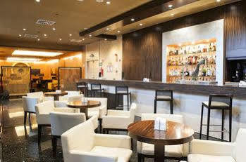 Ma Nazaries Business And Hotel